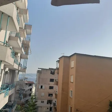 In 1 * Sarandë